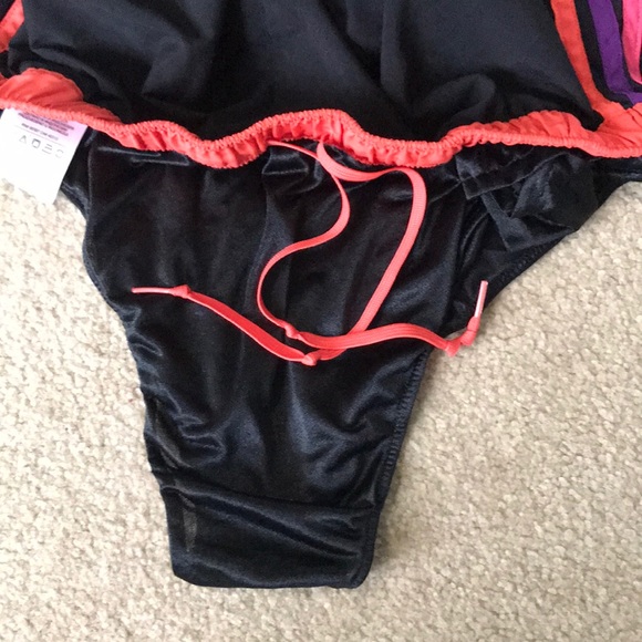 ADIDAS RUNNING SHORTS - Picture 4 of 4